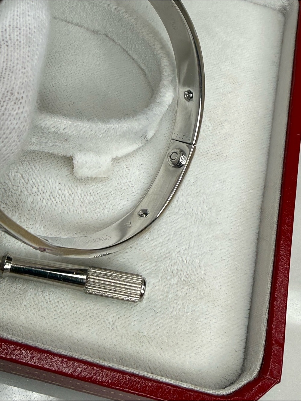 Auth Cartier 18k White Gold 6 Diamond love Bracelet with Red Box Sz 17 - Picture 12 of 14